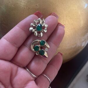 Emerald set of earrings